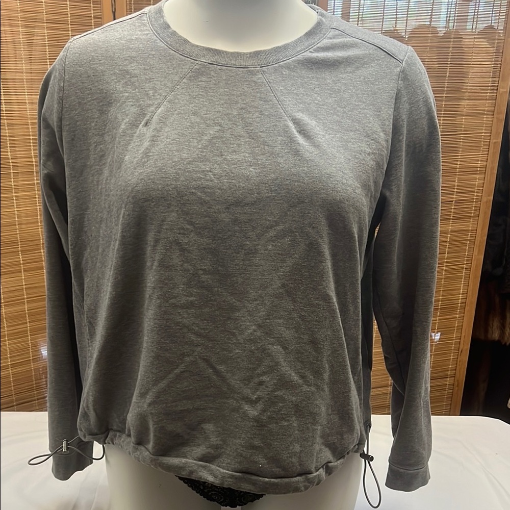 NWOT Torrid Gray Bungee Super Soft Fleece Sweatshirt 22-24